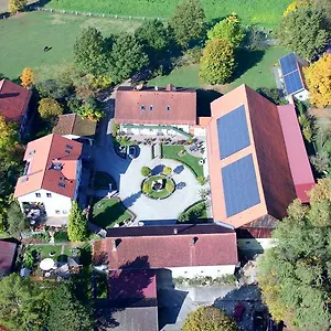 ferienhaus-schwarzn-hof.com-bavaria.com/